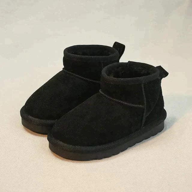 Ladies' Winter Boots - Warm and Waterproof for Adventurous Women