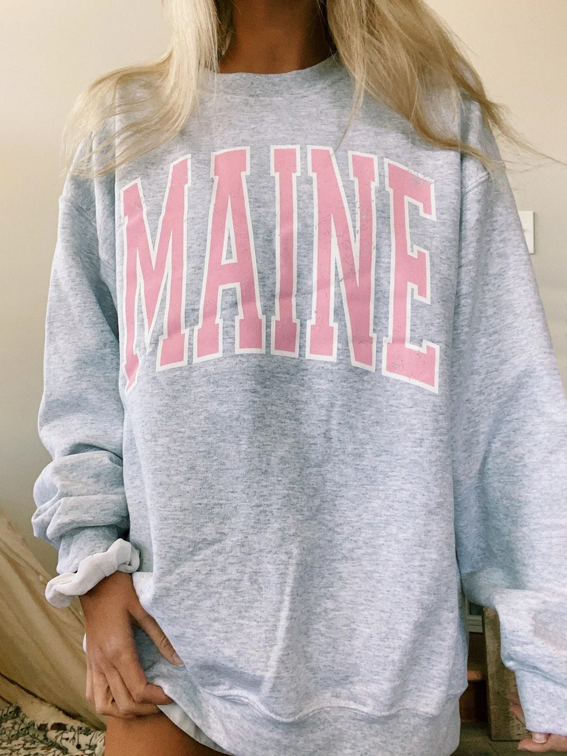 Oversized Preppy Maine Crew Neck Sweatshirt