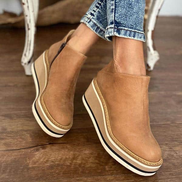 Lassige-Keilstiefeletten-mit-Reissverschluss-Leyna-Moda.jpg