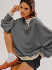 Übergroßes Sweatshirt mit Farbblock-Design und Lagen-Langarm