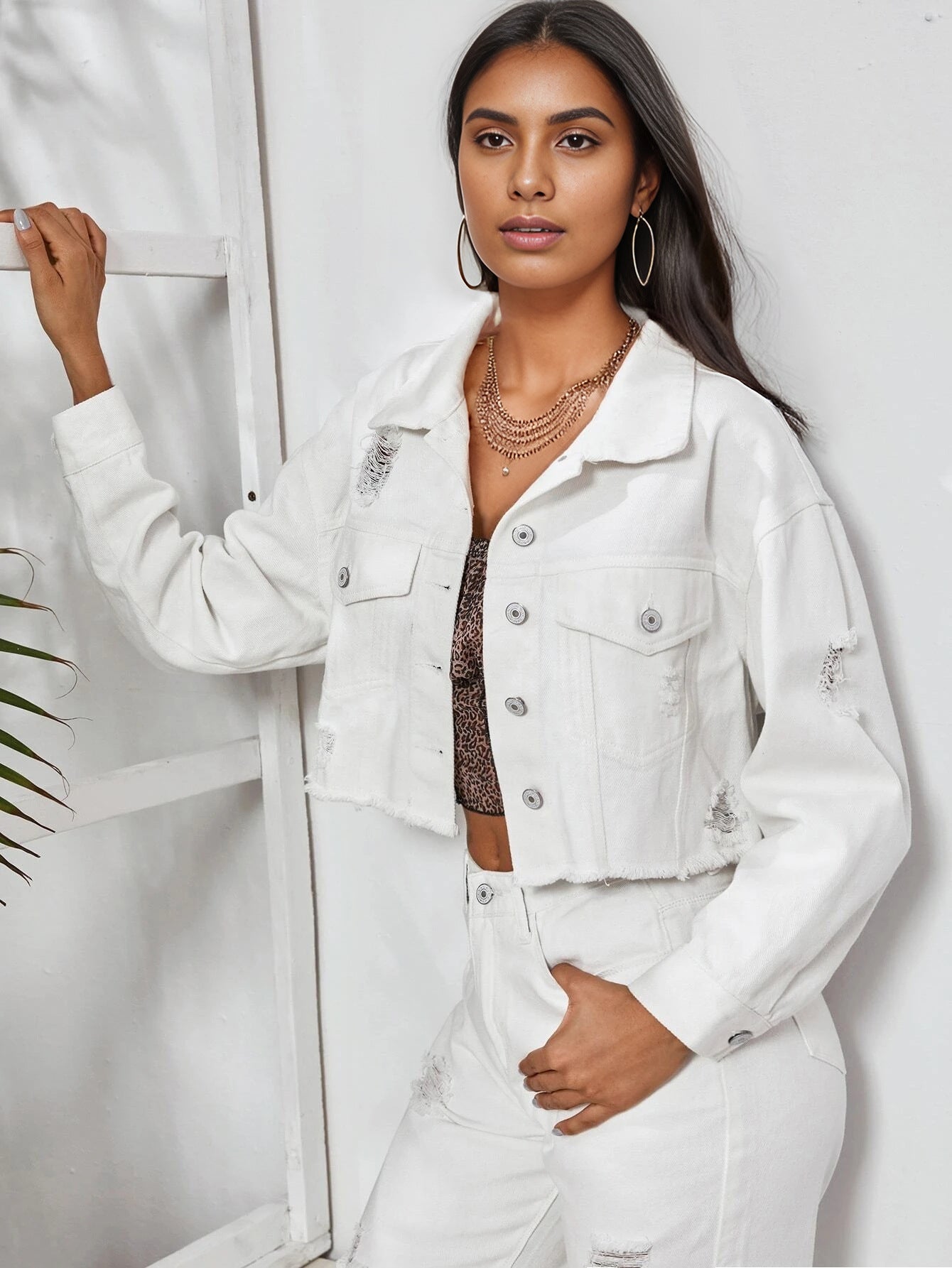 Distressed Raw Hem Collared Neck Cropped Denim Jacket