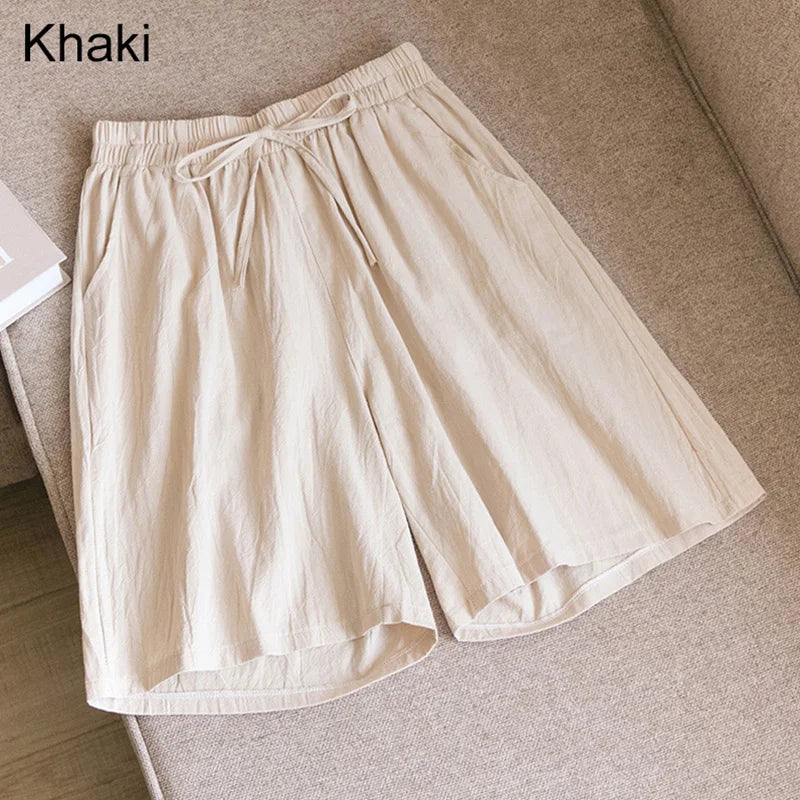 FINA | Mid-length cotton and linen shorts