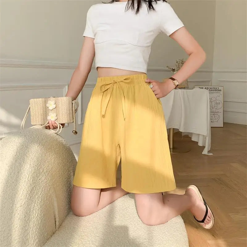 FINA | Mid-length cotton and linen shorts