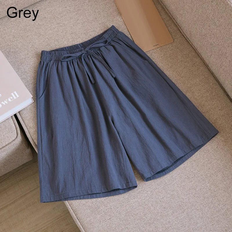 FINA | Mid-length cotton and linen shorts