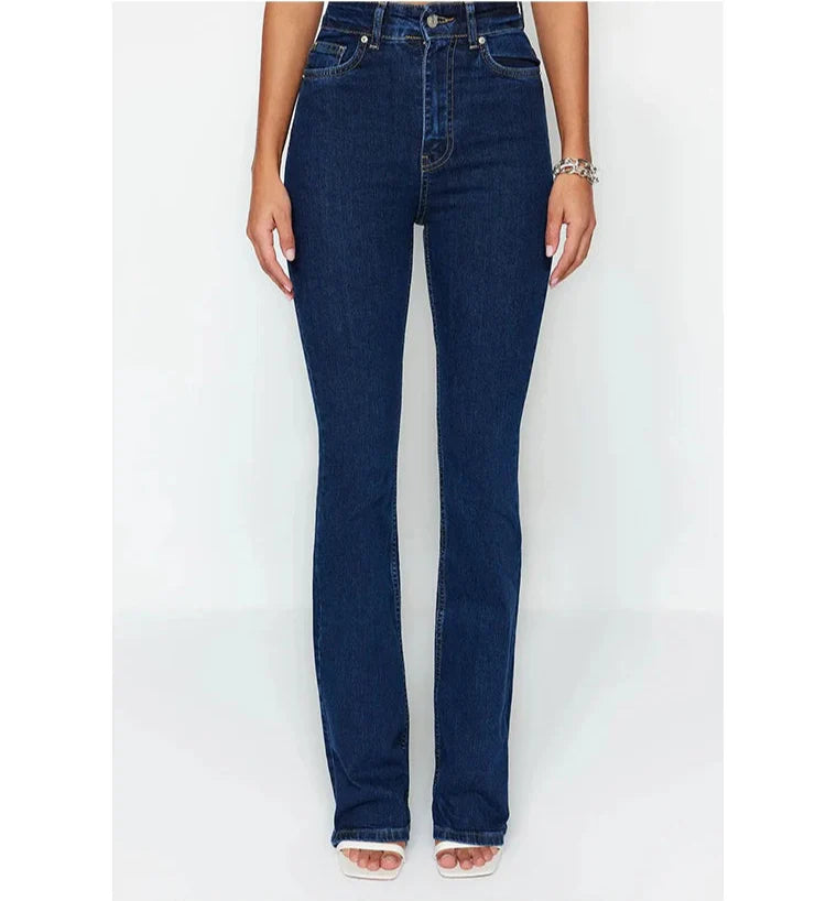 AZUL | High-Waisted Flared Jeans