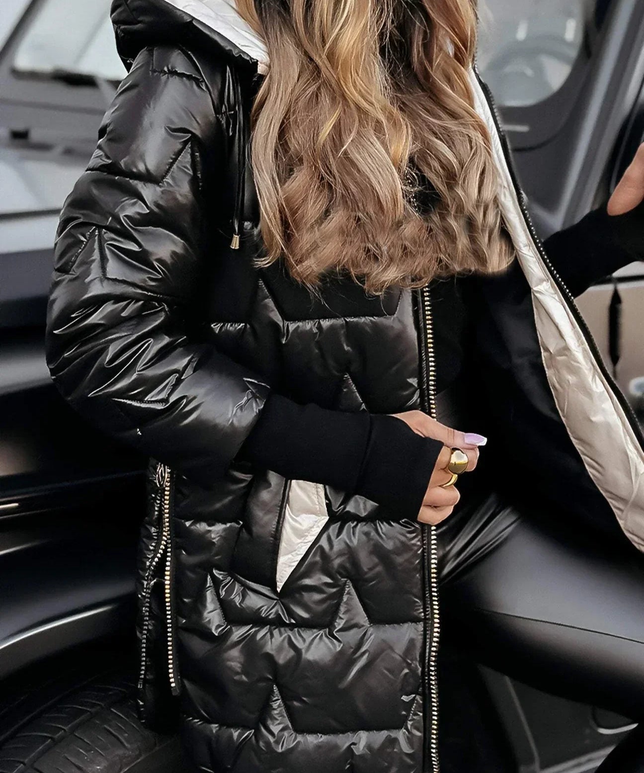 Nolwen™ | Eleganter Wintermantel mit Kapuze