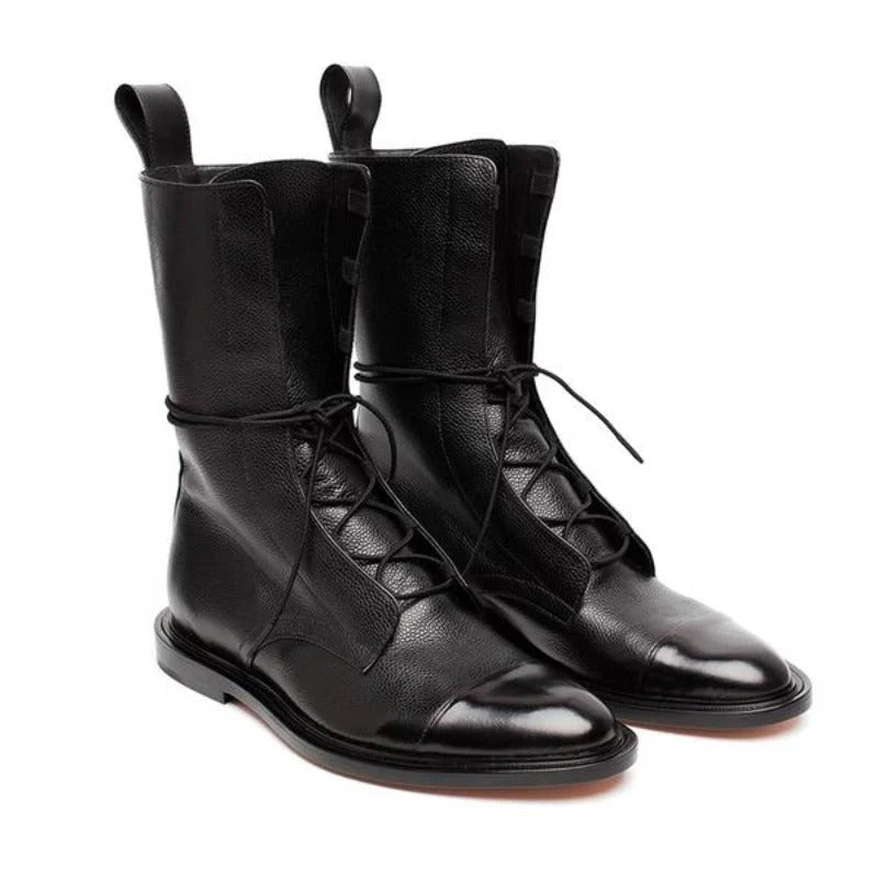 Cap Toe -nauhalliset saappaat